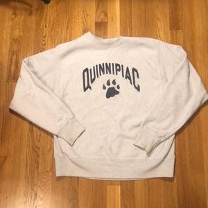 Quinnipiac sweatshirt from champion with old logo